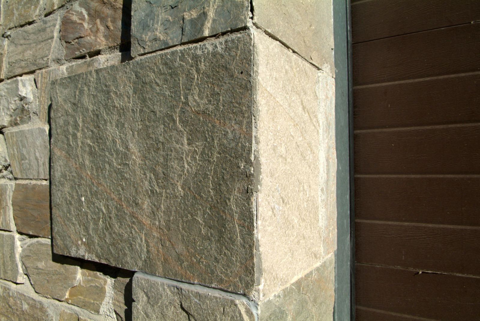 Reparar una esquina de pared de piedra paso 5