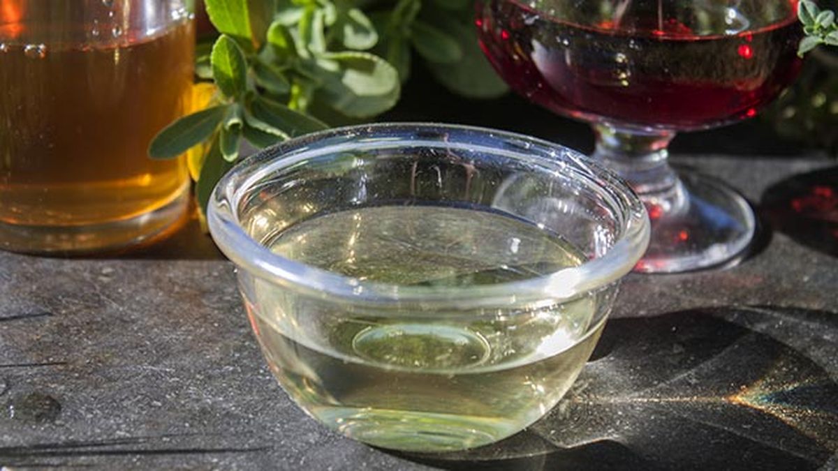 trucos para quitar un chicle del pelo vinagre