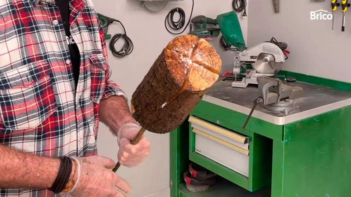 Como hacer una antorcha casera para el jardin paso 8