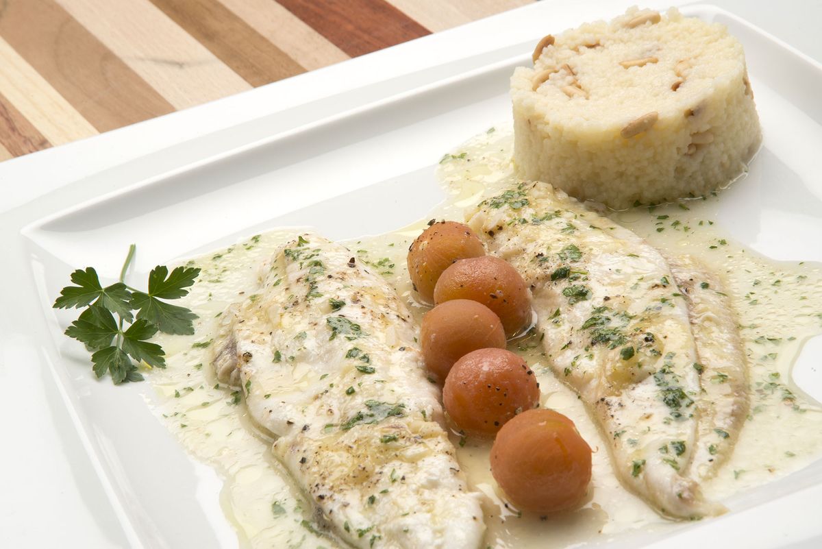 5741 1 Gallo al jengibre con cuscus (1126) xl