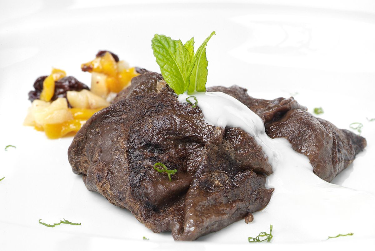 0063 CREPES DE ALGARROBA RELLENOS DE COMPOTA DE FRUTAS SECAS