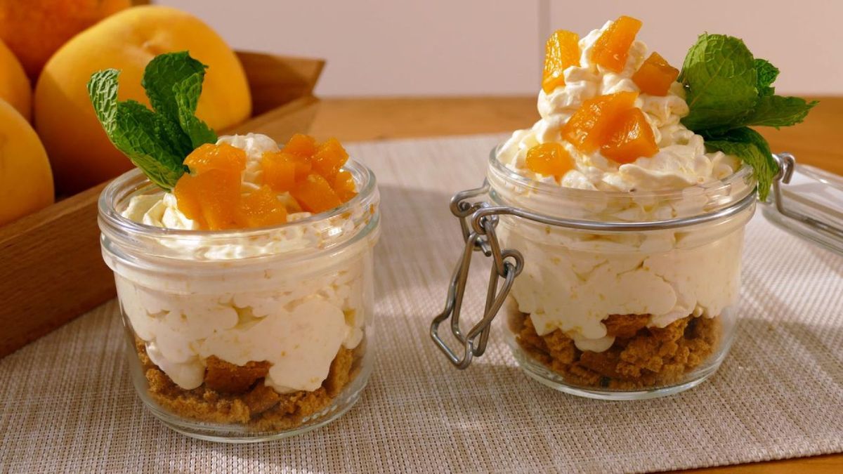 Receta de mousse de melocotón con nata   paso 8