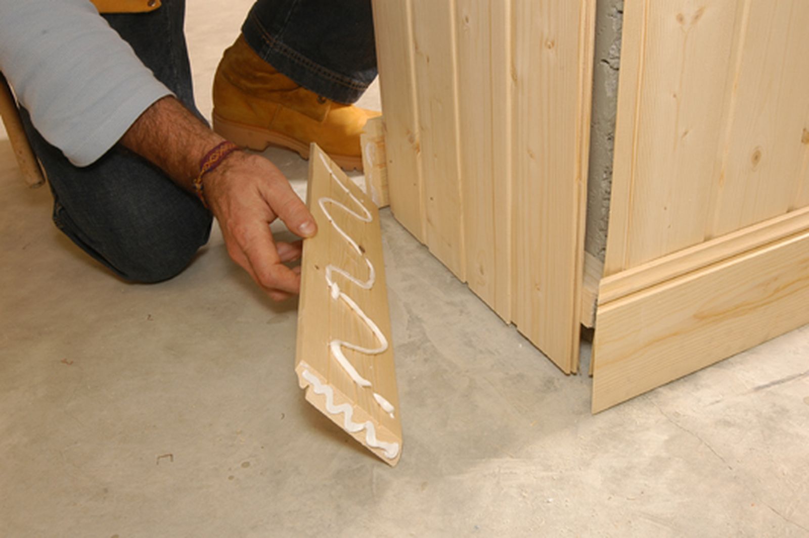 Forrar una columna con un friso de madera paso 11