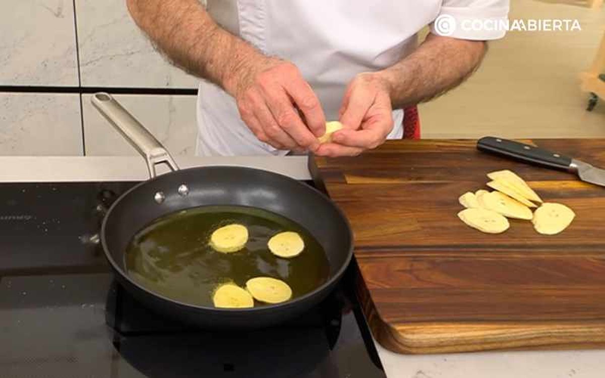 Fríe el plátano macho