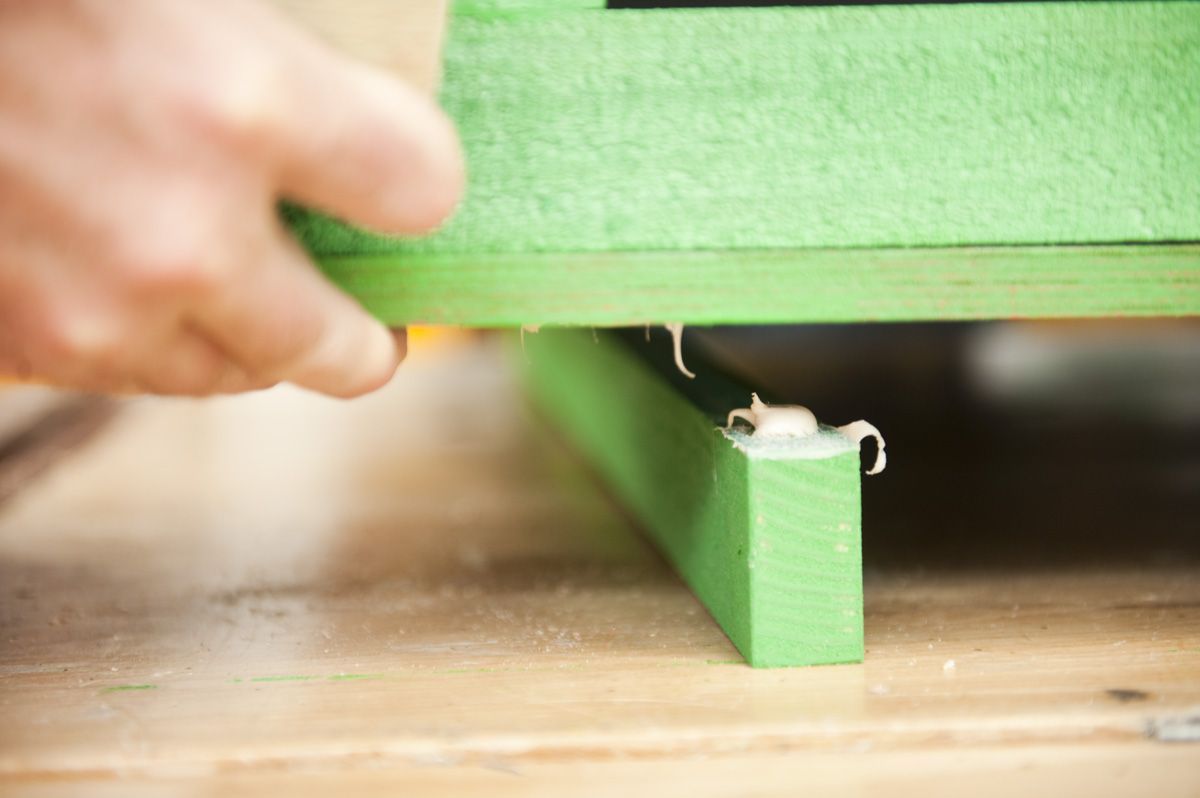 Caseta de perro paso 9