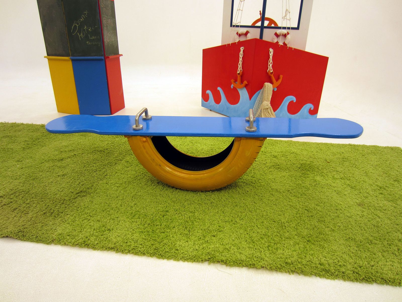 Neumático balancín