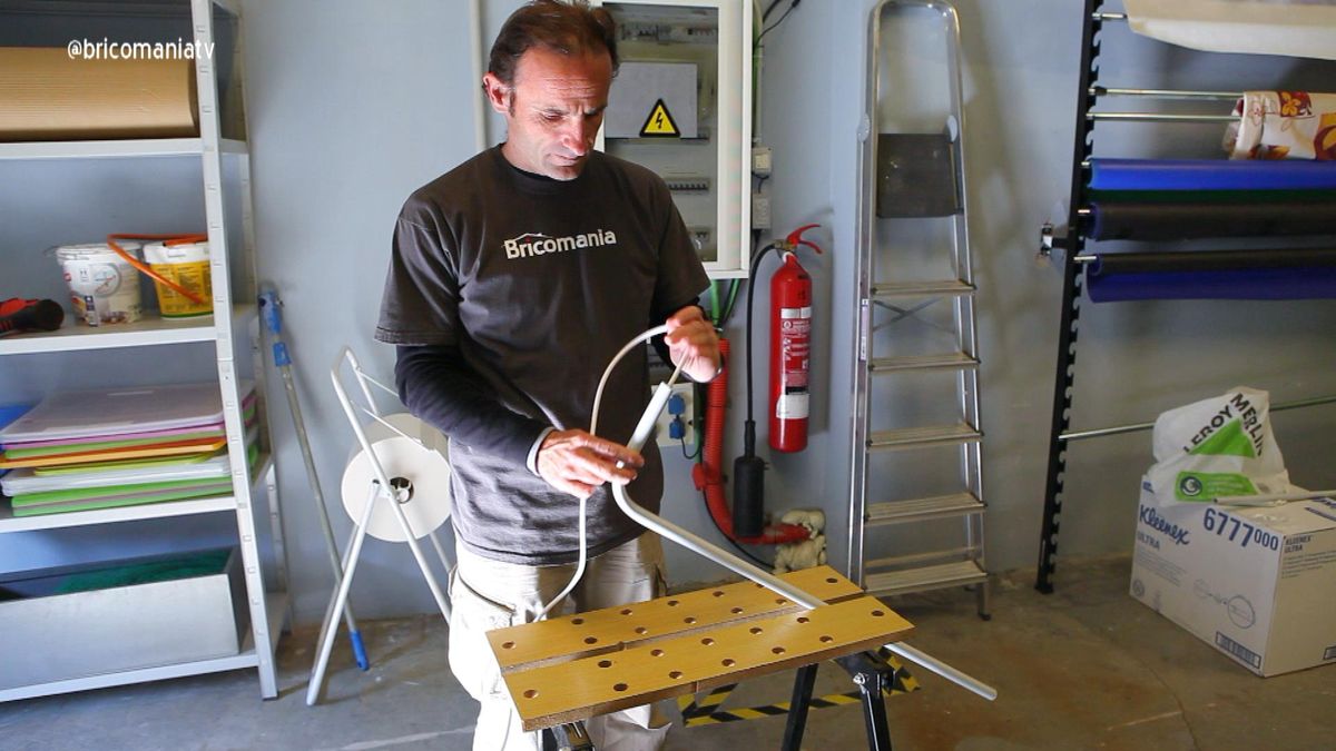 Cómo doblar tubos de plástico paso 6