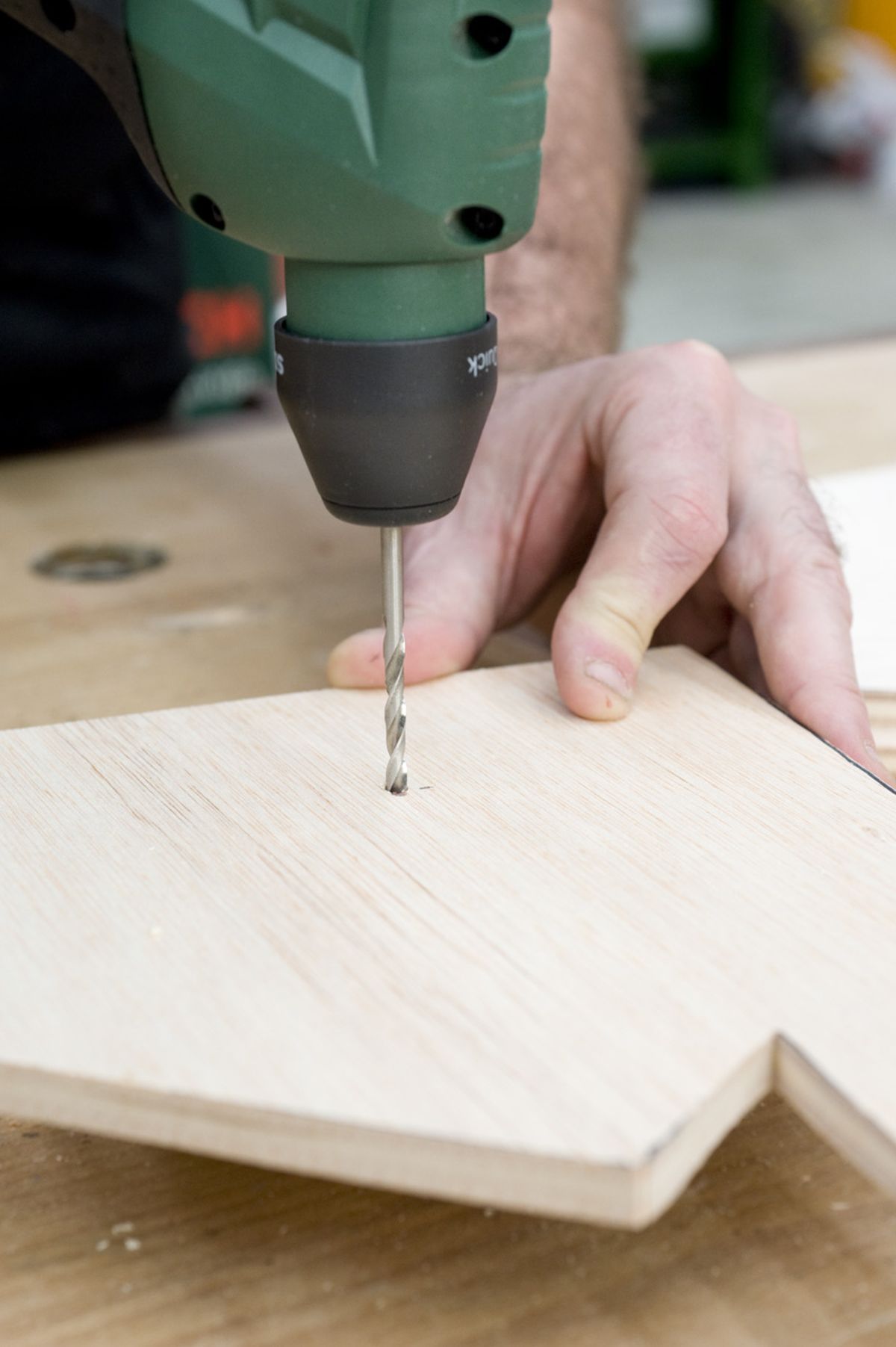 Rail colgador paso 9