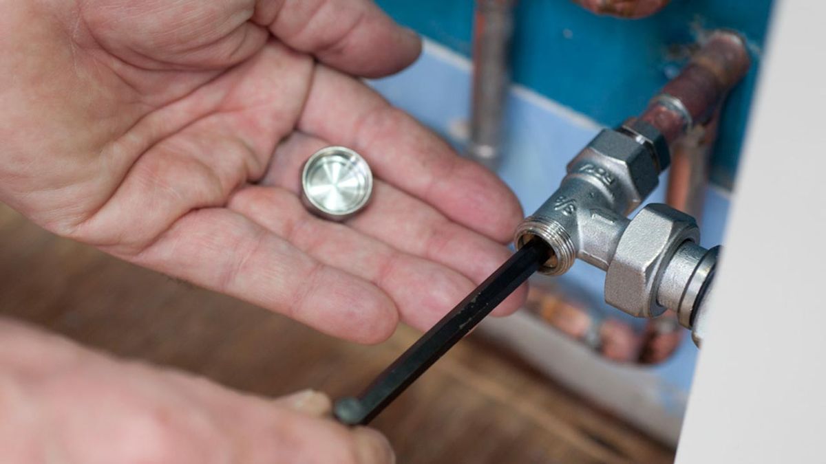 Instalacion oculta para radiador p12