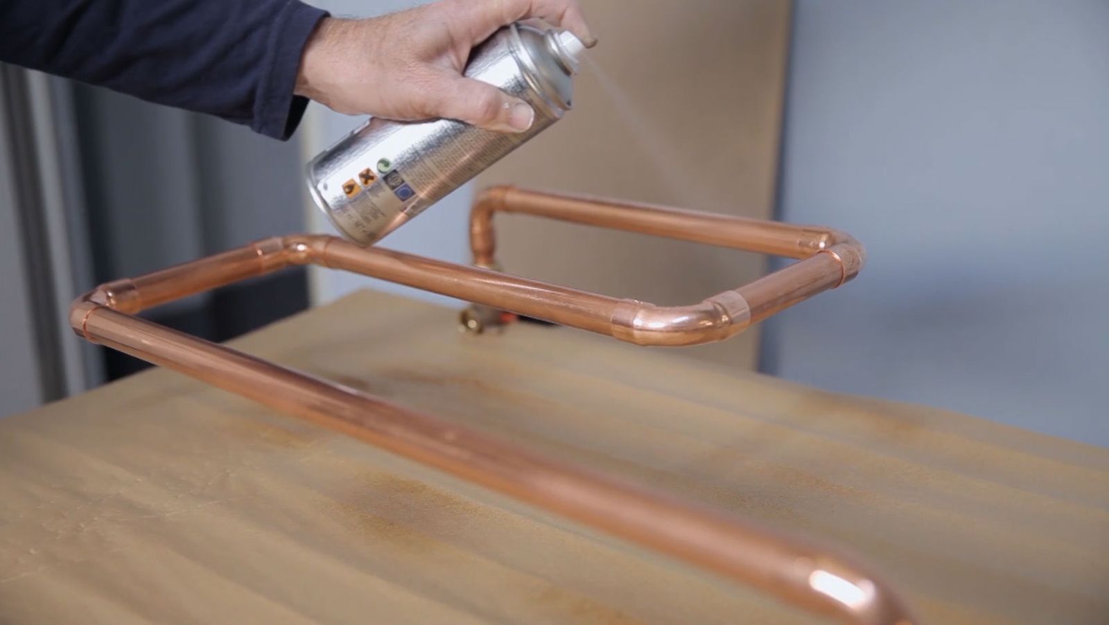 Cómo hacer un toallero con tubos de cobre paso 7