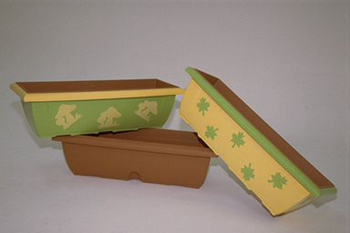 Decorar jardineras de plástico