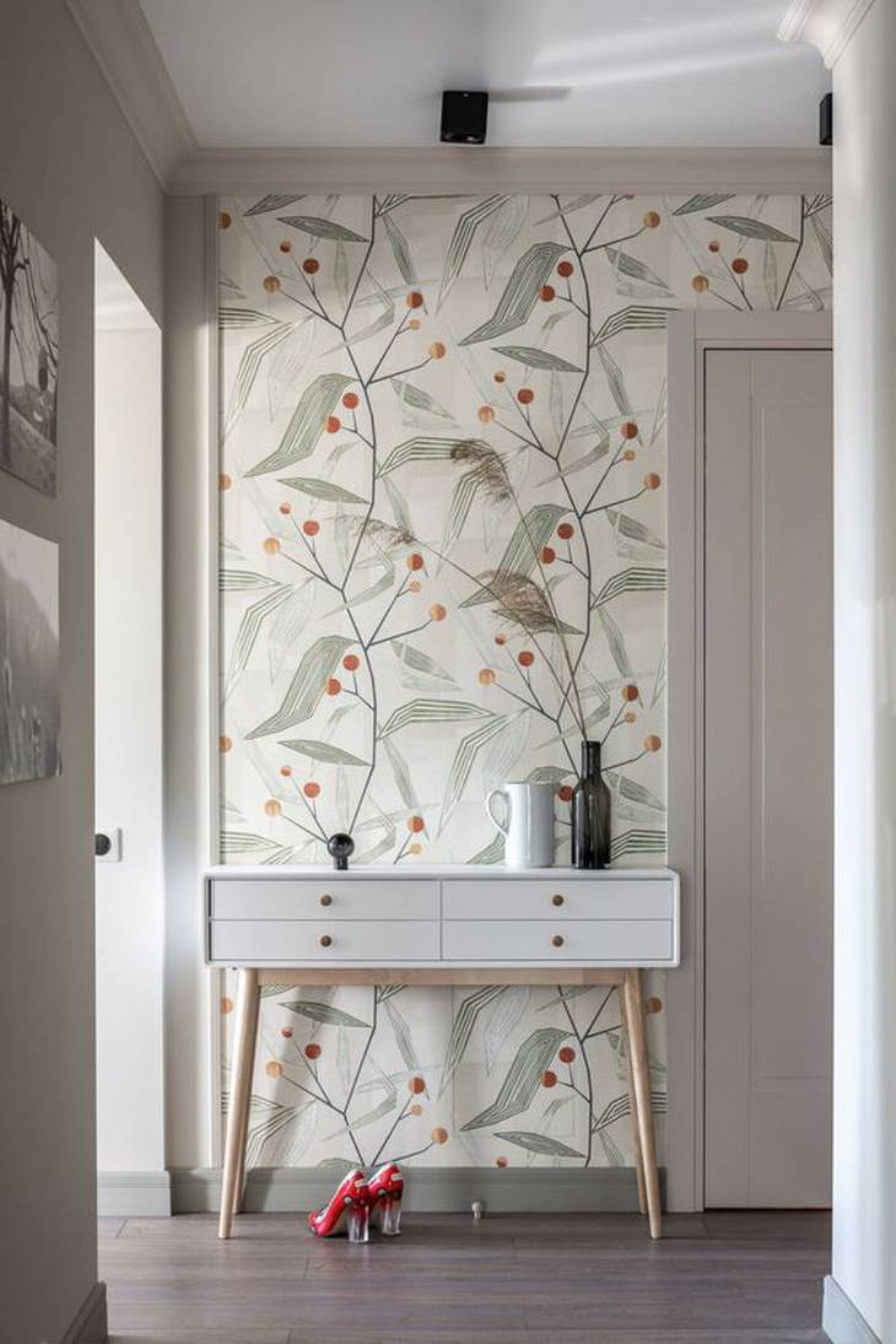 Decorar el pasillo con papel pintado, ideas y consejos para acertar 2