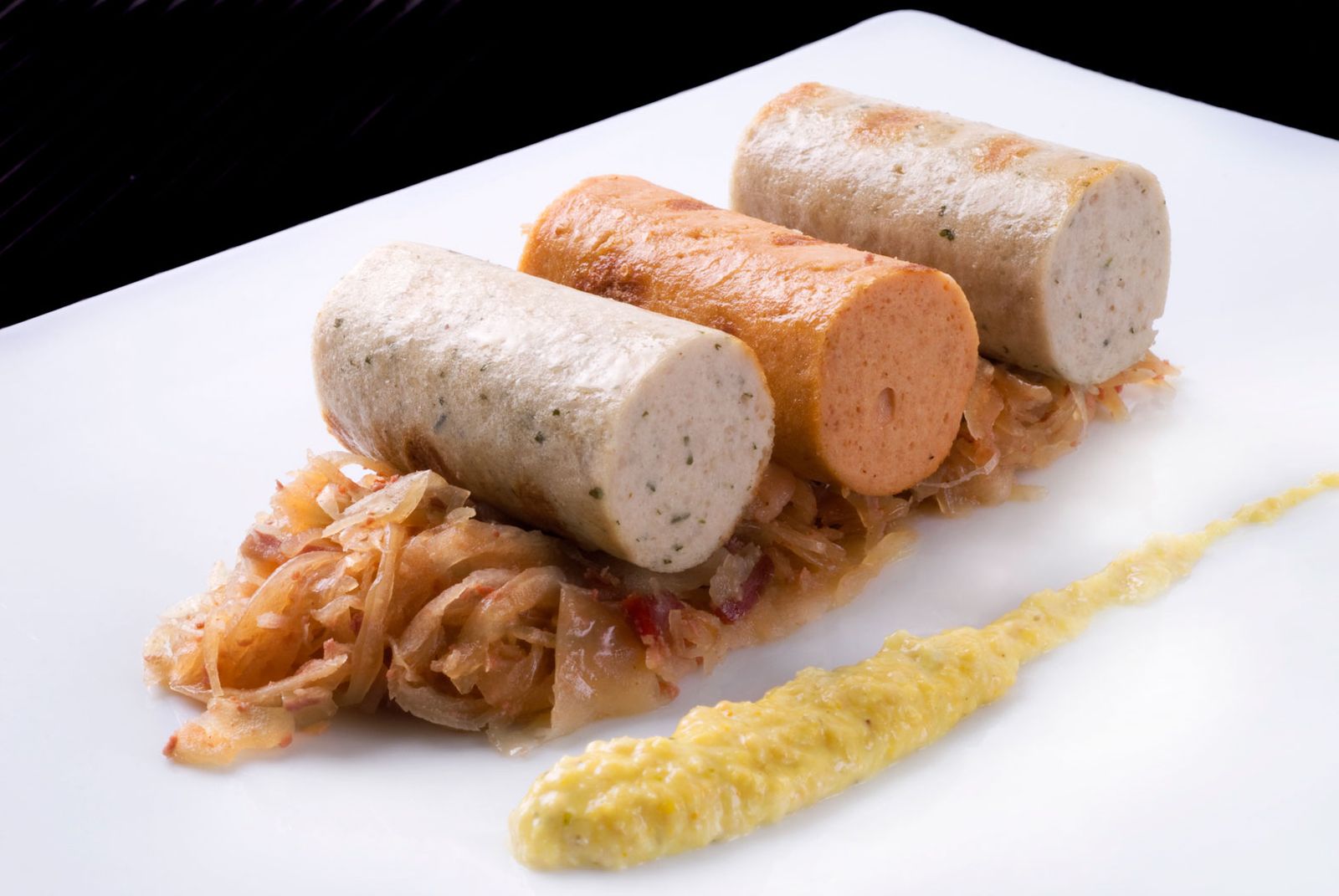 salchichas alemanas con col agria y mostaza casera xl