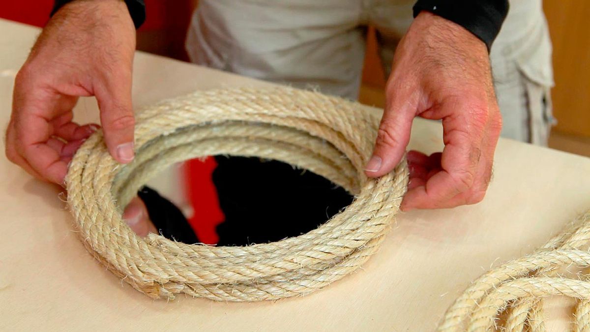 Enmarcar un espejo con cuerda paso 7