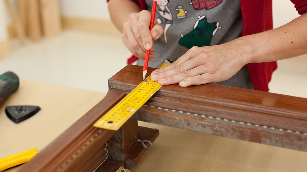 Decoración de Navidad: Chimenea y corona navideña p3