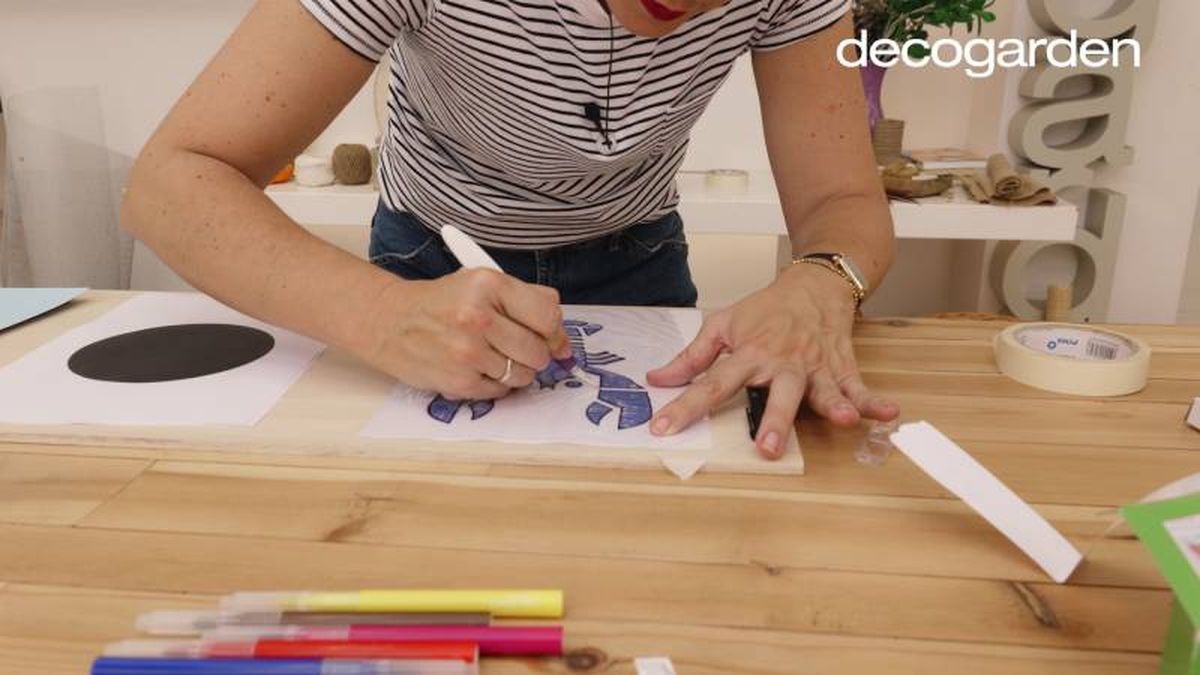 Hacer una plantilla para pintar con aerógrafo.