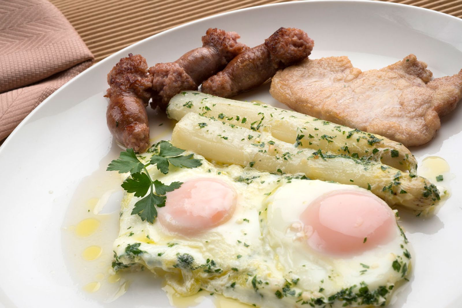 5554 1 Huevos al salmorrejo (939) xl