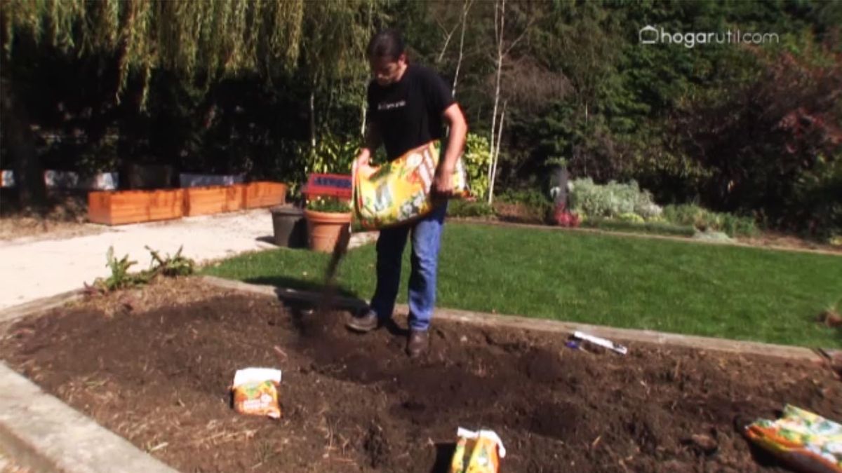 665 huerta otono echar mantillo