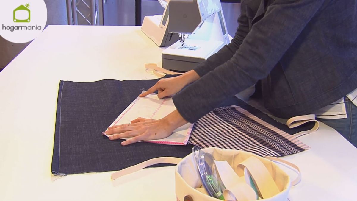 feria hogarmania alfa delantal paso 8