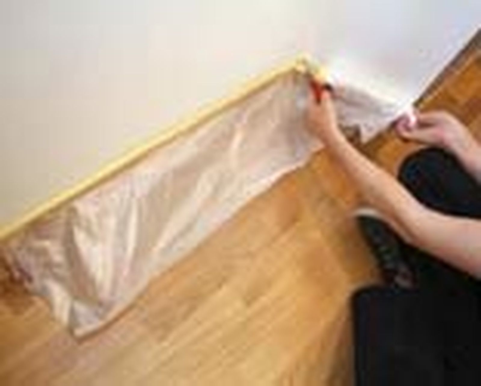 brico 0498 1 pintura cubre manchas paso 2