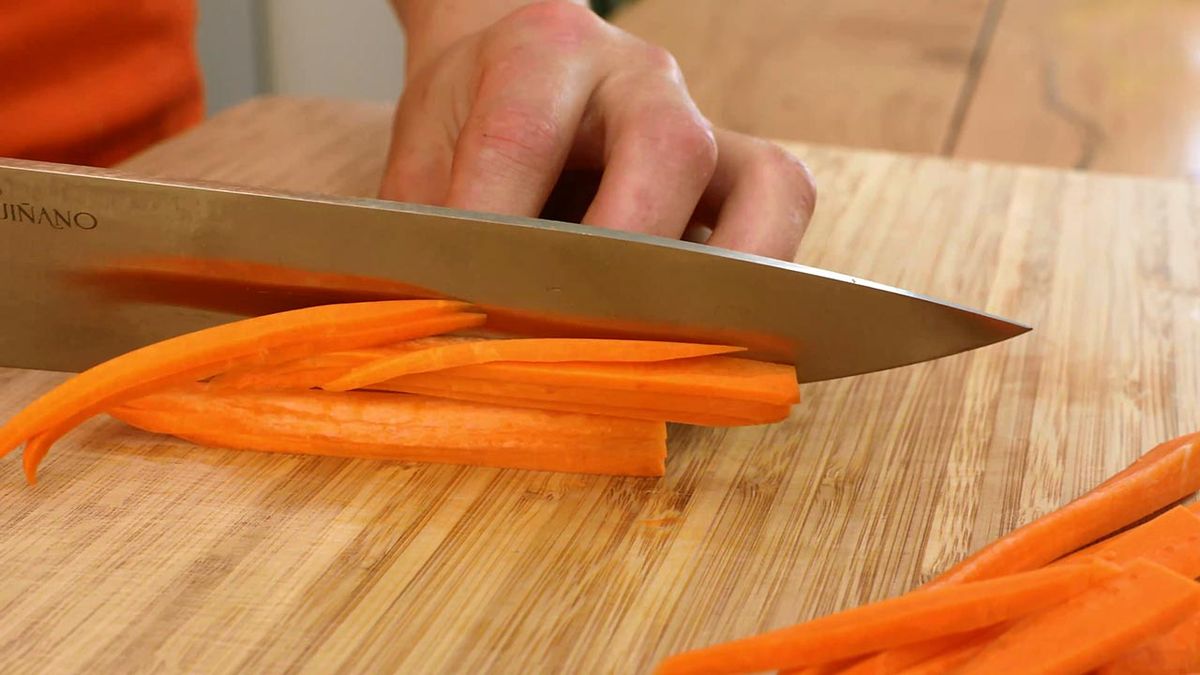 Receta de pantrucas, receta chilena  paso 1