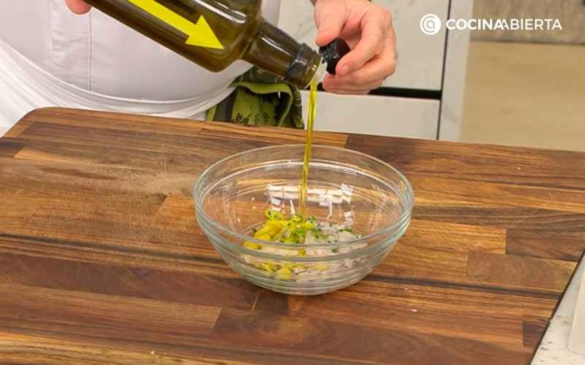 Prepara la vinagreta