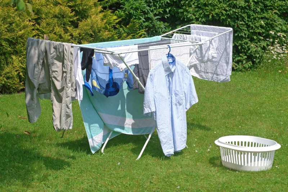 Las manchas de hierba son habituales en verano