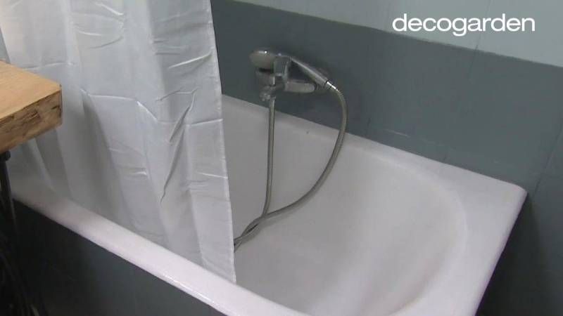 Bañera recién pintada y renovada.