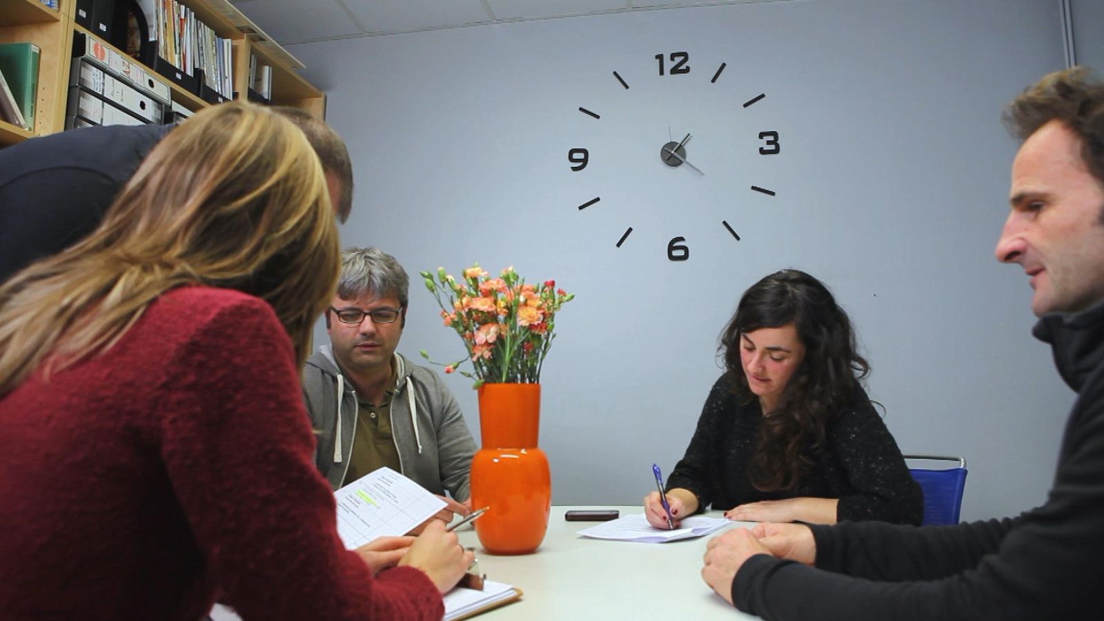 Reloj decorativo de pared paso 7