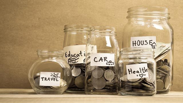 como ahorrar dinero con el metodo de los cantaros