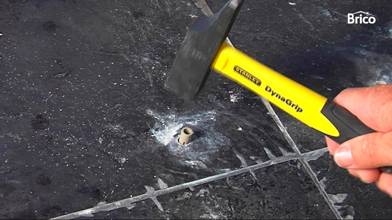 Renovar la fijación del inodoro p5