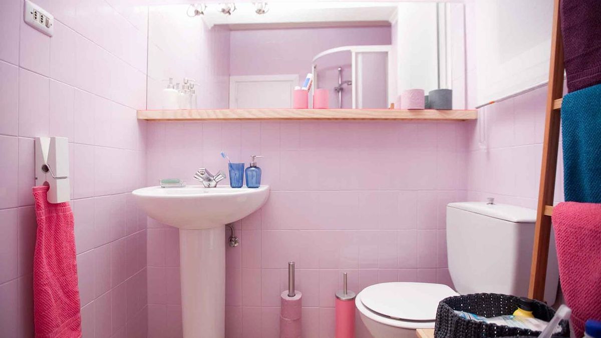 Modernizar un baño pequeño sin hacer obras