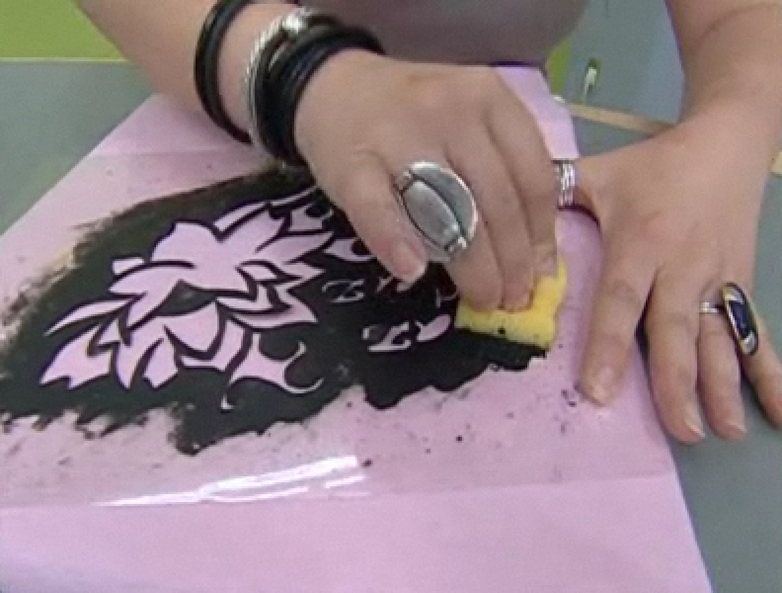 Cómo pintar una camiseta p2