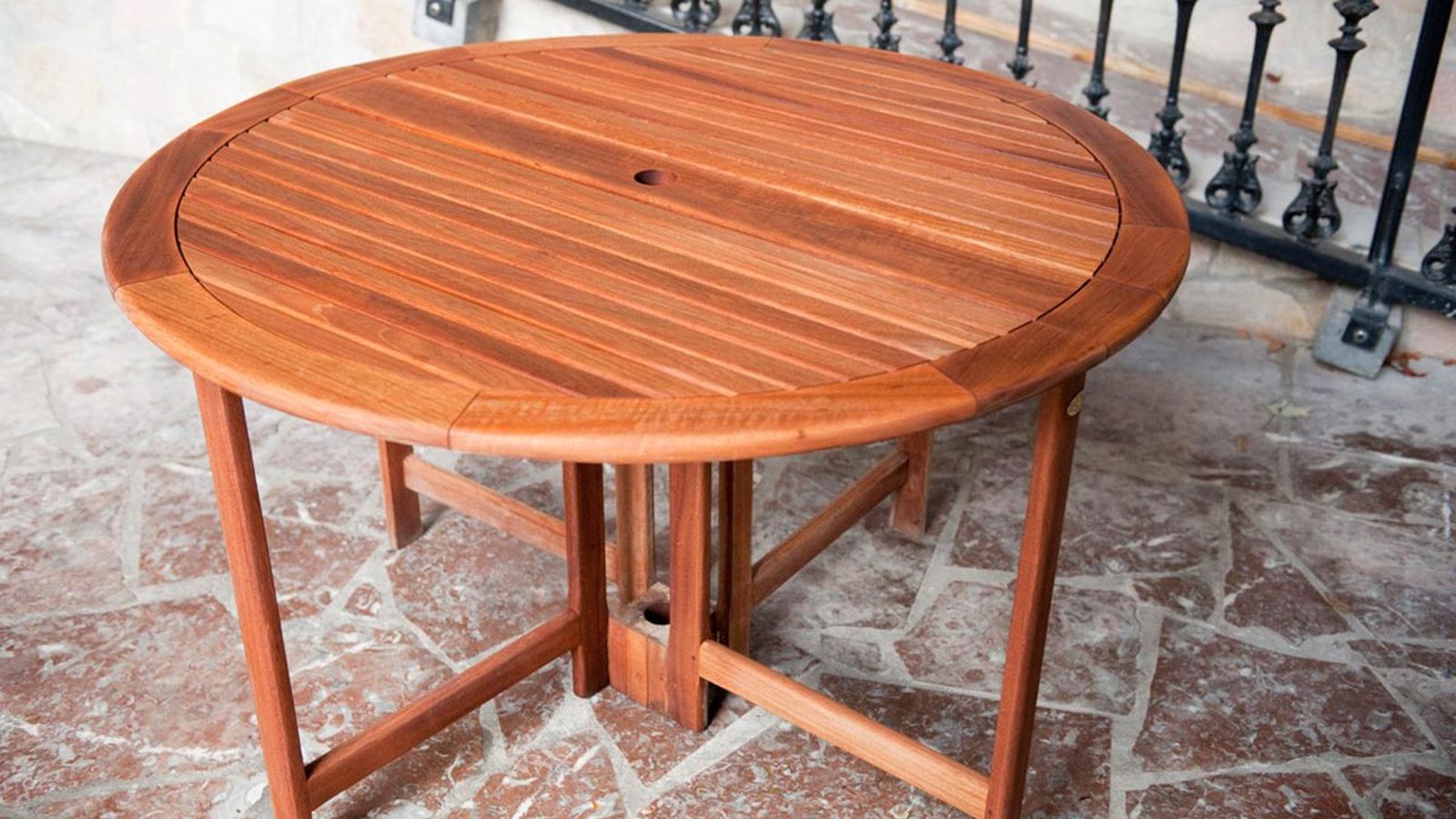 brico 0586 2 puesta a punto mesa exterior paso 7 final