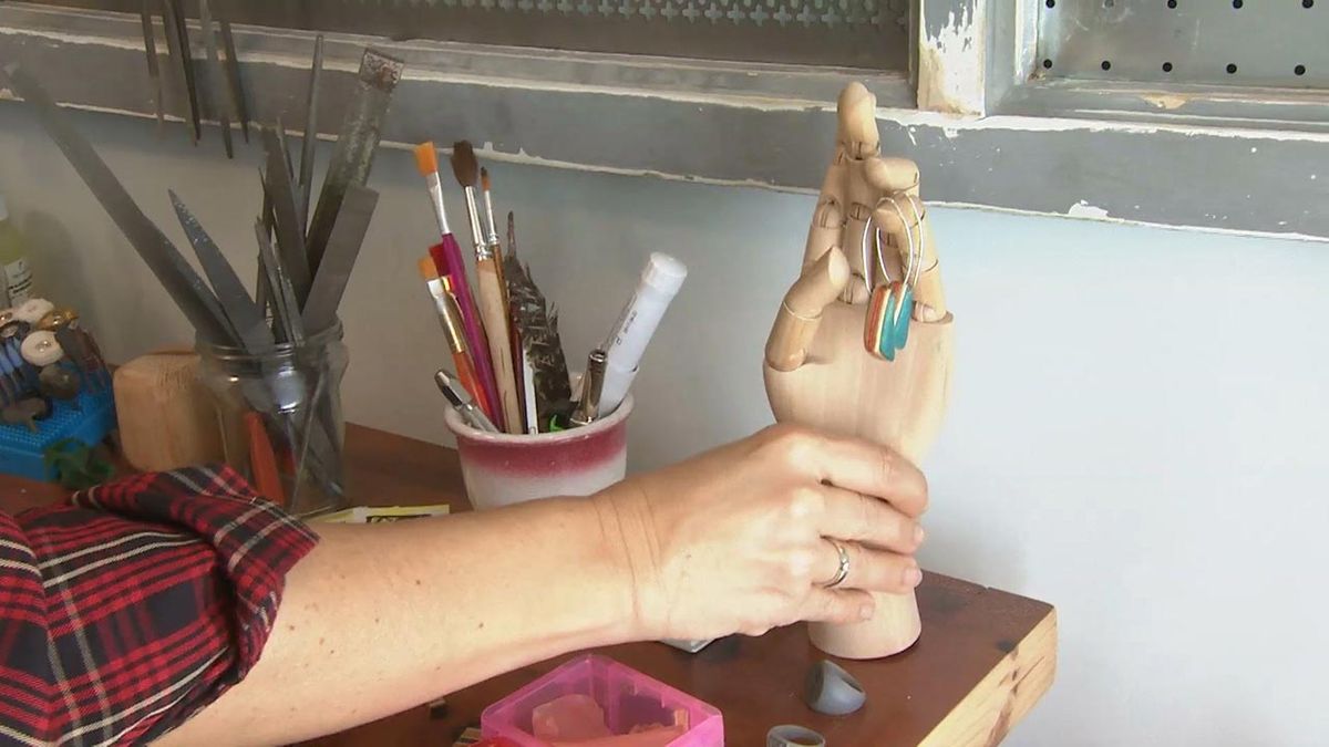 Decorar taller acogedor de joyería dibujo y pintura paso 7