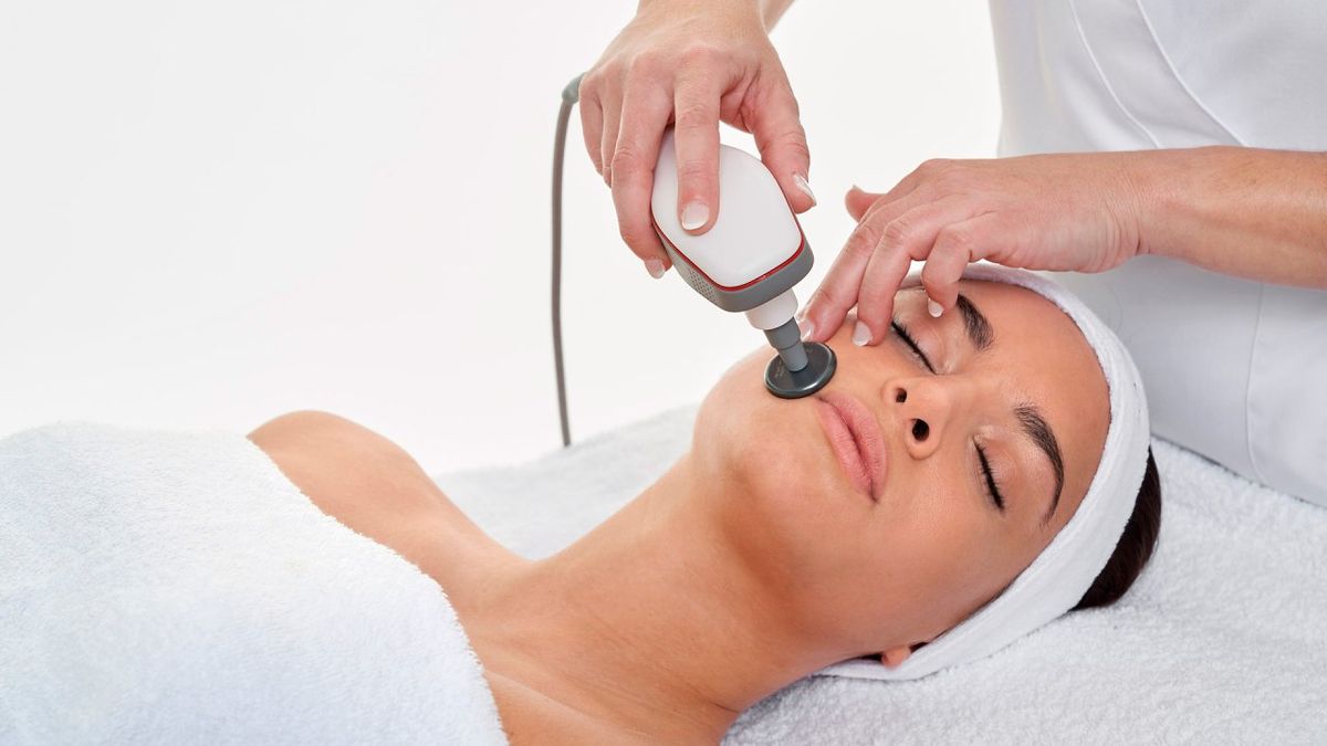 Tratamiento facial con Indiba