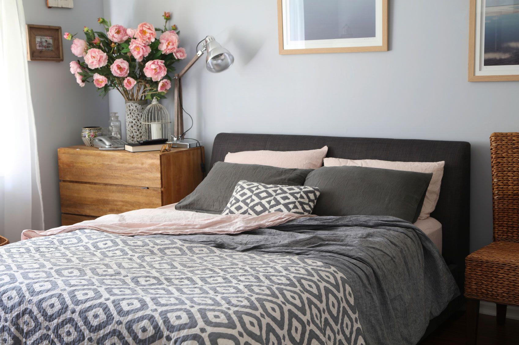 Cómo hacer que el dormitorio parezca más grande   textiles