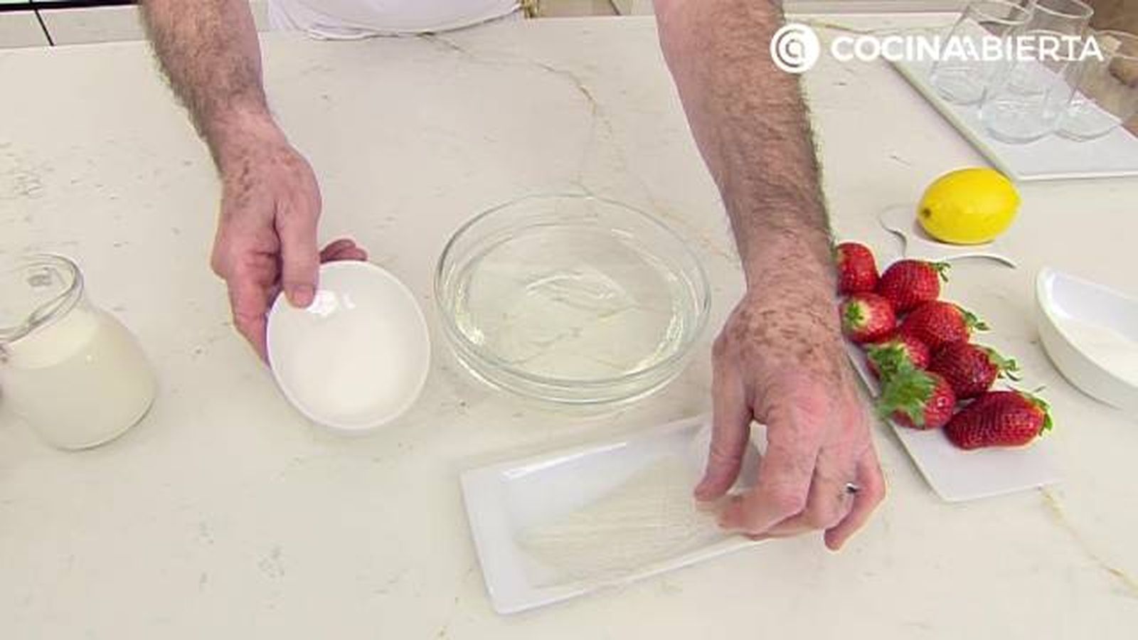 karl7123 pannacotta fresas p1
