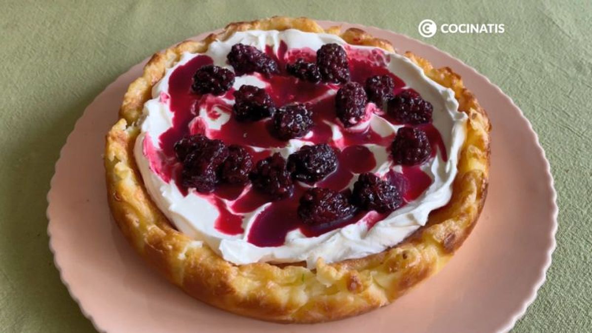 Tarta de queso mascarpone con nata y moras
