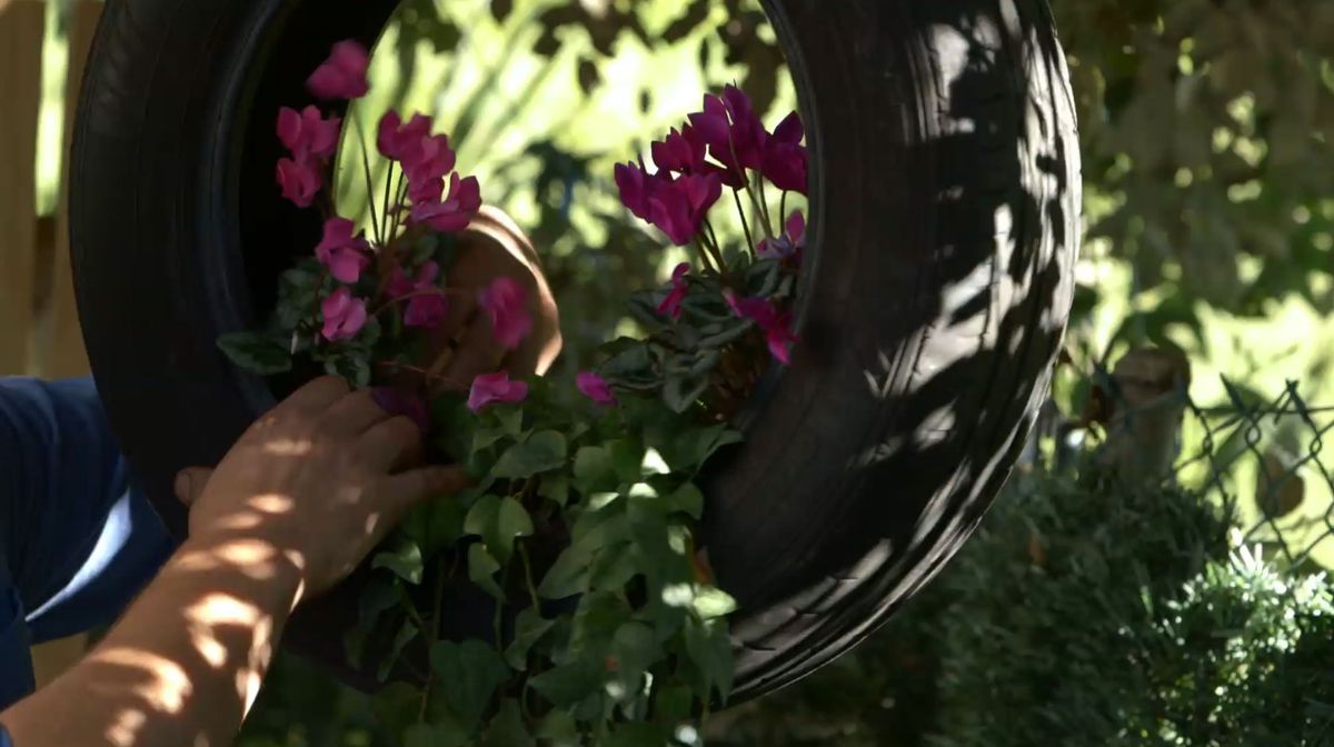 Hacer jardineras con neumáticos 2