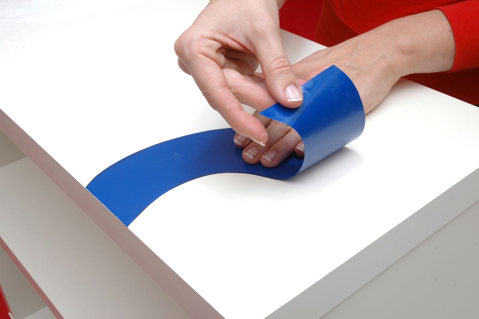Pintar y decorar una estantería sencilla paso 3