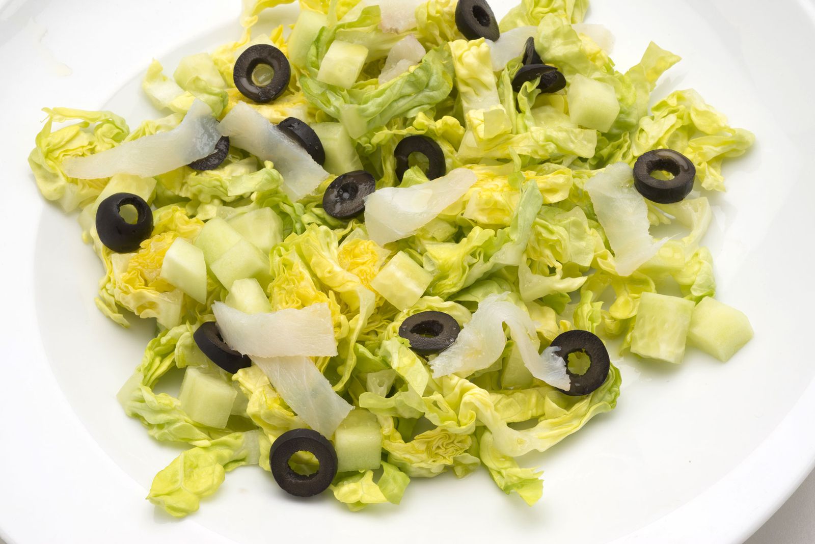 5930 2 Ensalada de cogollos, pepino y bacalao xl
