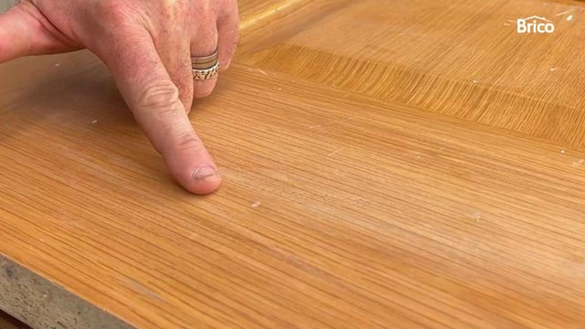 Como pintar una puerta de madera con pistola paso 2