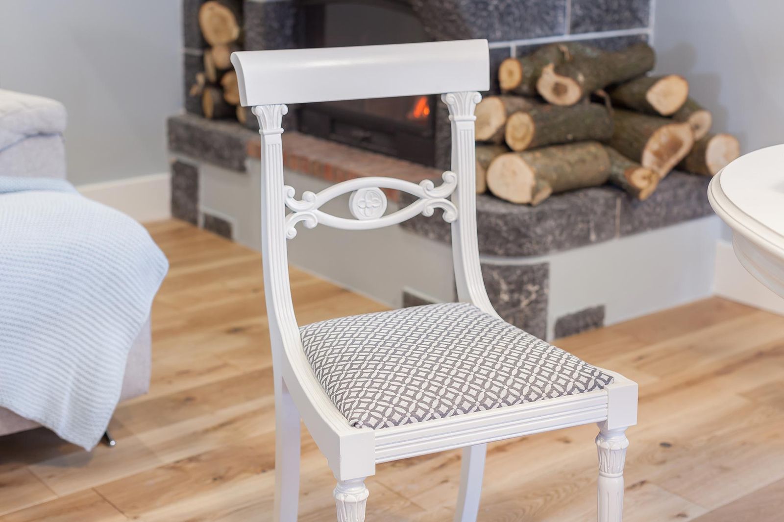 DEKO0694 Salon funcional acogedor despues22