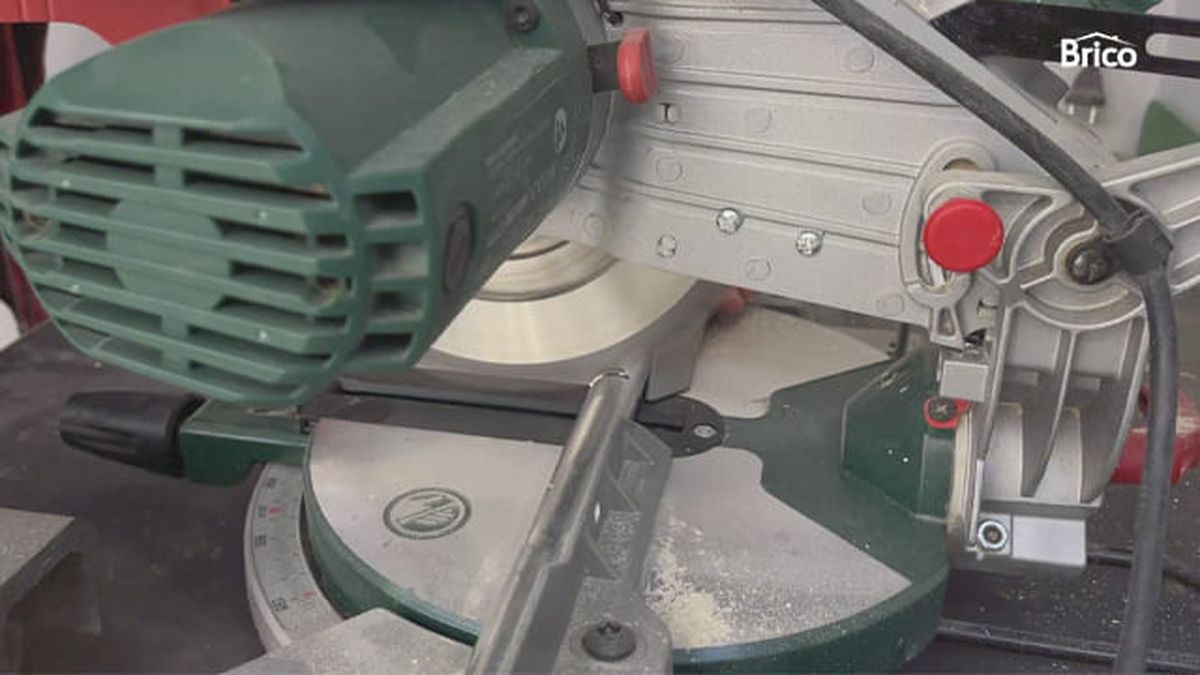 Bricomania 17 crea decora recicla lampara pie mesita paso10