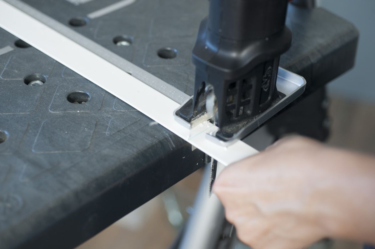 Bricomania_BRICON1_700 Como colocar cantoneras p2