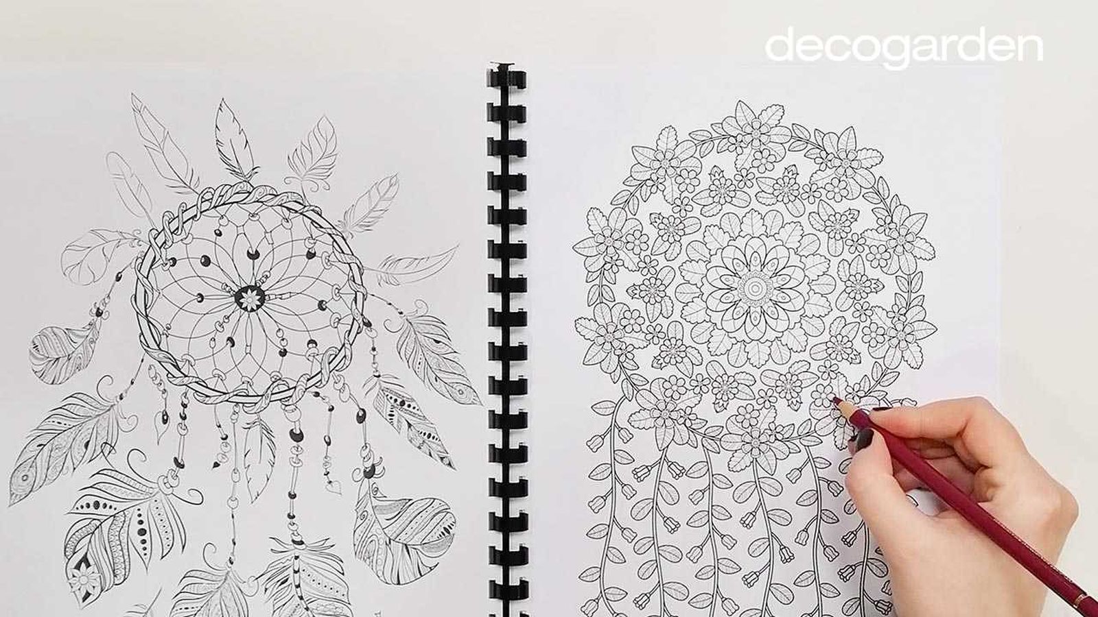 Los atrapasueños para colorear encuadernados.