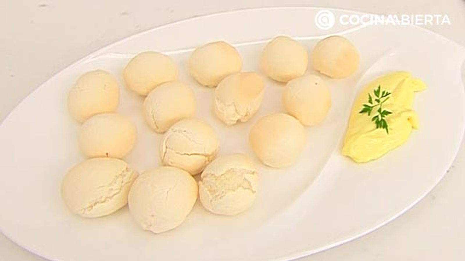chipa paraguaya pan de almidon de mandioca y queso semicurado receta joseba arguinano karl67610321 paso5