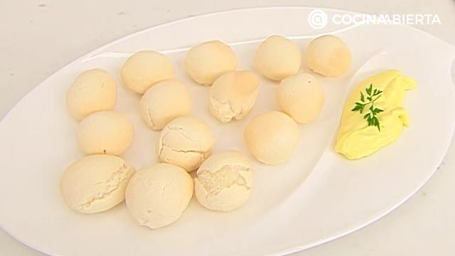 chipa paraguaya pan de almidon de mandioca y queso semicurado receta joseba arguinano karl67610321 paso5