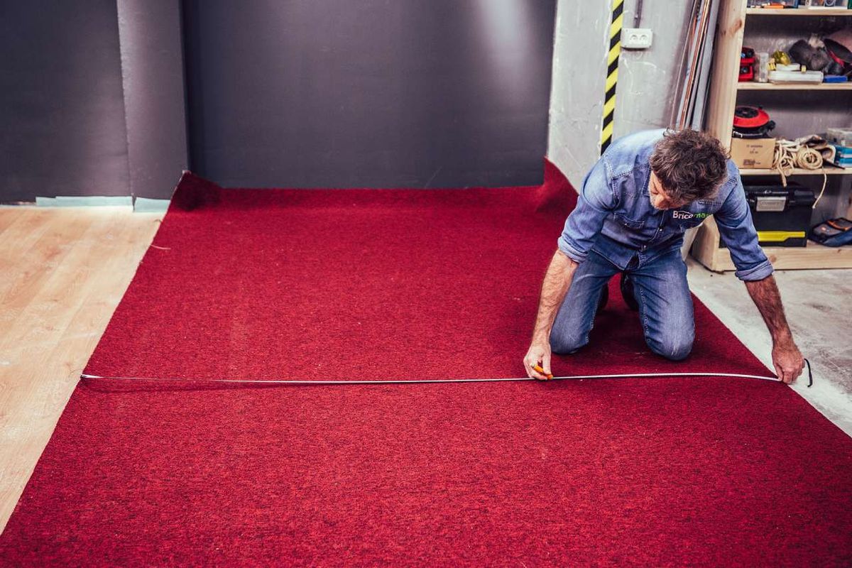 Cómo colocar una moqueta paso 3
